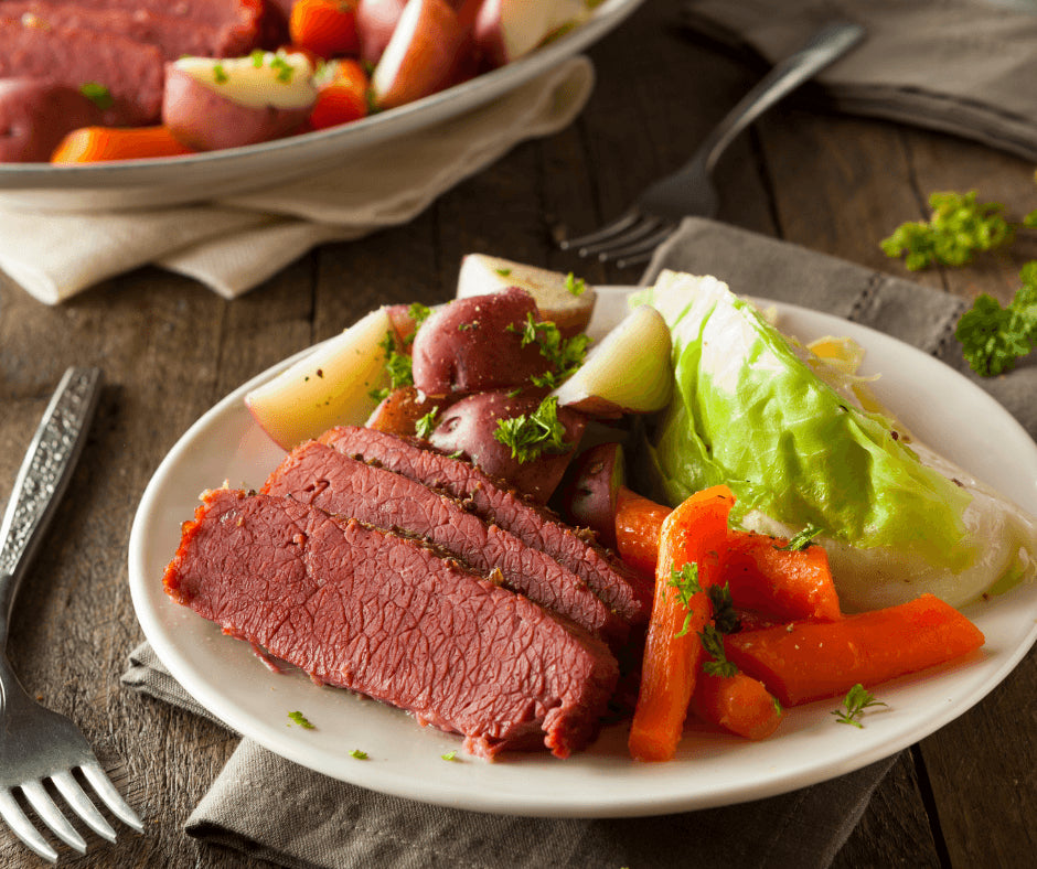 corned beef with cabbage and vegetables